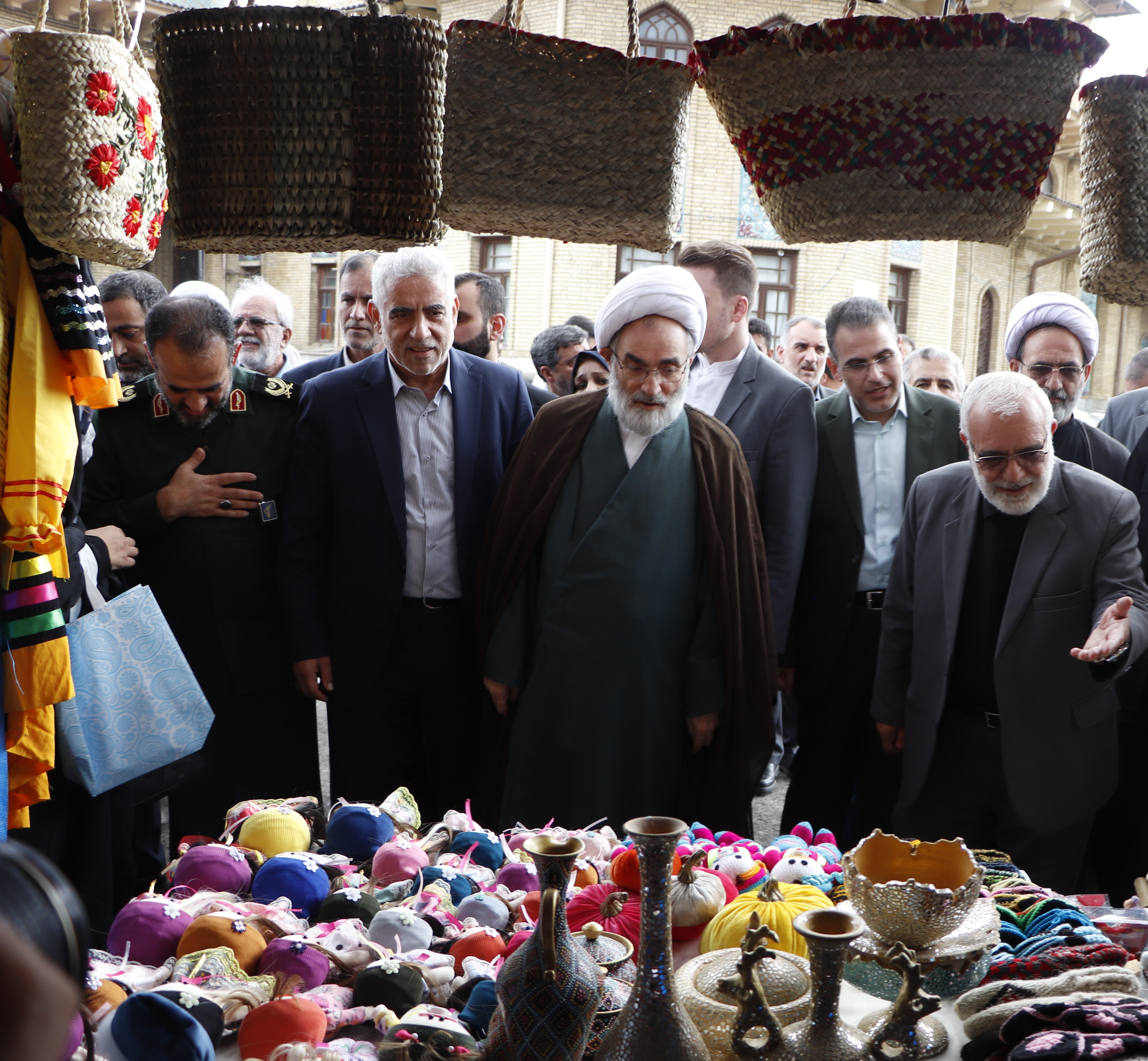 سفر جناب آقای حاج سید مرتضی بختیاری " ریاست معزز کمیته امدادامام خمینی(ره)" به استان گیلان 