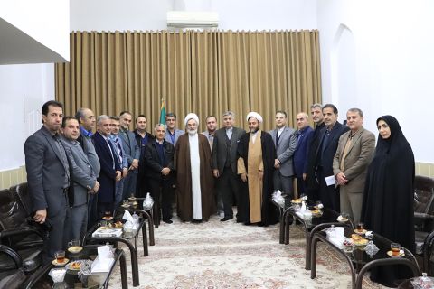 صداقت و پاکی کارکنان کمیته امداد امام خمینی(ره) نمونه و مثال زدنی است