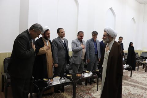 صداقت و پاکی کارکنان کمیته امداد امام خمینی(ره) نمونه و مثال زدنی است