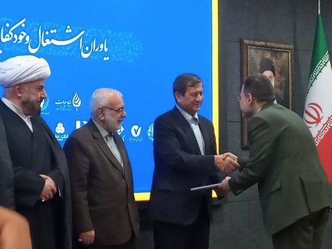 تقدیر از مدیر کل کمیته امدادامام خمینی(ره) استان گیلان