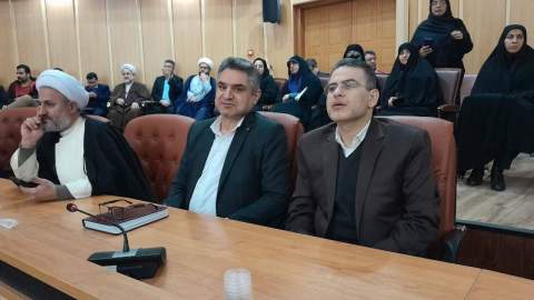 کسب رتبه برتر در امر ترویج و توسعه فرهنگ نماز
