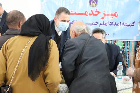 به مناسبت  دهه مبارک فجر انقلاب اسلامی برگزاری میز خدمت در مصلی بزرگ امام خمینی (ره) شهرستان رشت 