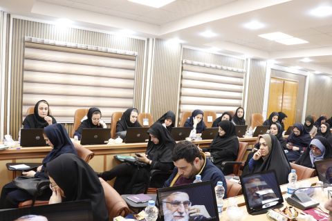نشست خبری سیدمجتبی جلالی پور "مدیرکل کمیته امداد امام خمینی (ره) استان گیلان " با اصحاب رسانه