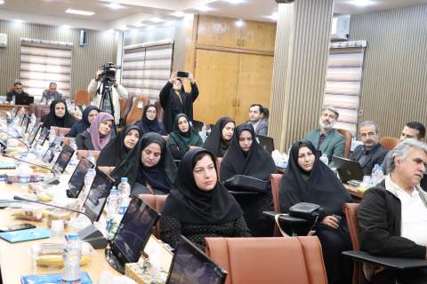 مراسم تجلیل از معلمین خیر ونیکوکار به مناسبت دهه کرامت و گرامیداشت هفته معلم برگزار شد