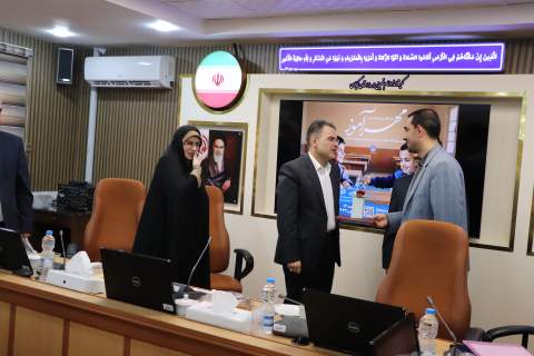 مراسم تجلیل از معلمین خیر ونیکوکار به مناسبت دهه کرامت و گرامیداشت هفته معلم برگزار شد