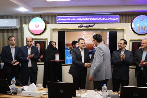 مراسم تجلیل از معلمین خیر ونیکوکار به مناسبت دهه کرامت و گرامیداشت هفته معلم برگزار شد