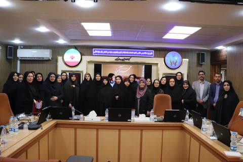 مراسم تجلیل از معلمین خیر ونیکوکار به مناسبت دهه کرامت و گرامیداشت هفته معلم برگزار شد